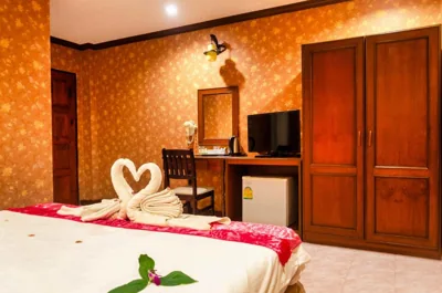 标准双床间 — Diva Patong Hotel
