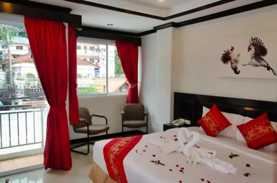 高级双人间 — Diva Patong Hotel